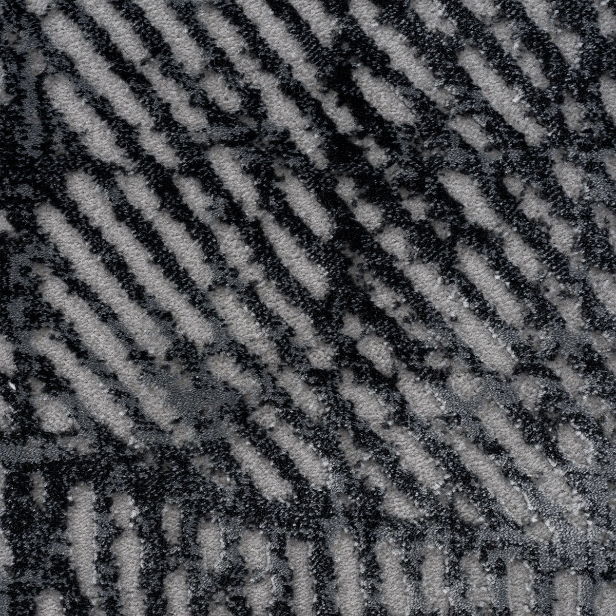United Weavers Reserve Moodys Grey Rug - close-up detail