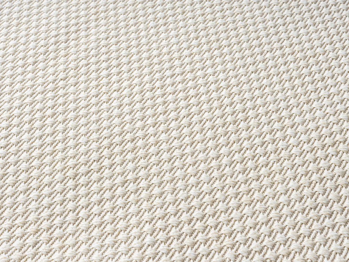 United Weavers Terrace Sunlit Dunes Cream Rug - close-up detail