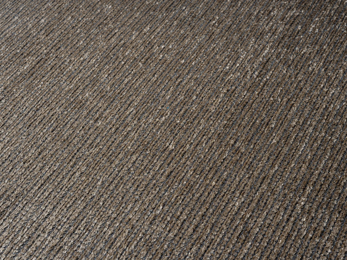 United Weavers Emerson Glory Harvest Rug - close-up detail