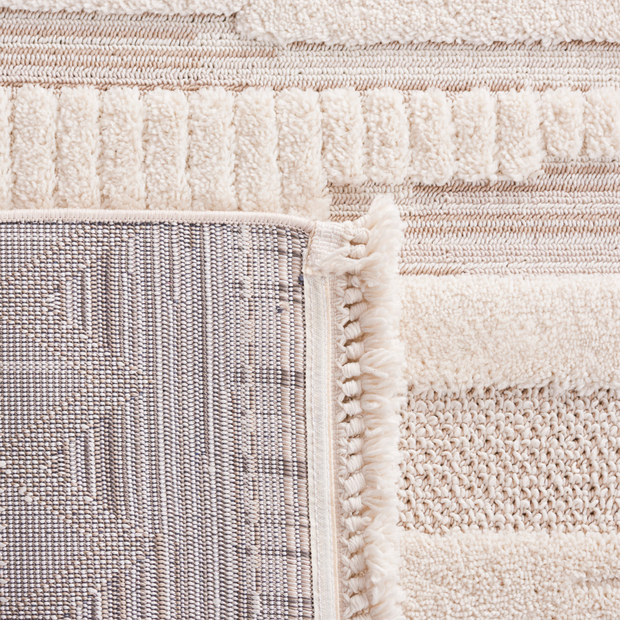Safavieh Urban Urb200A Ivory/Beige Rug.