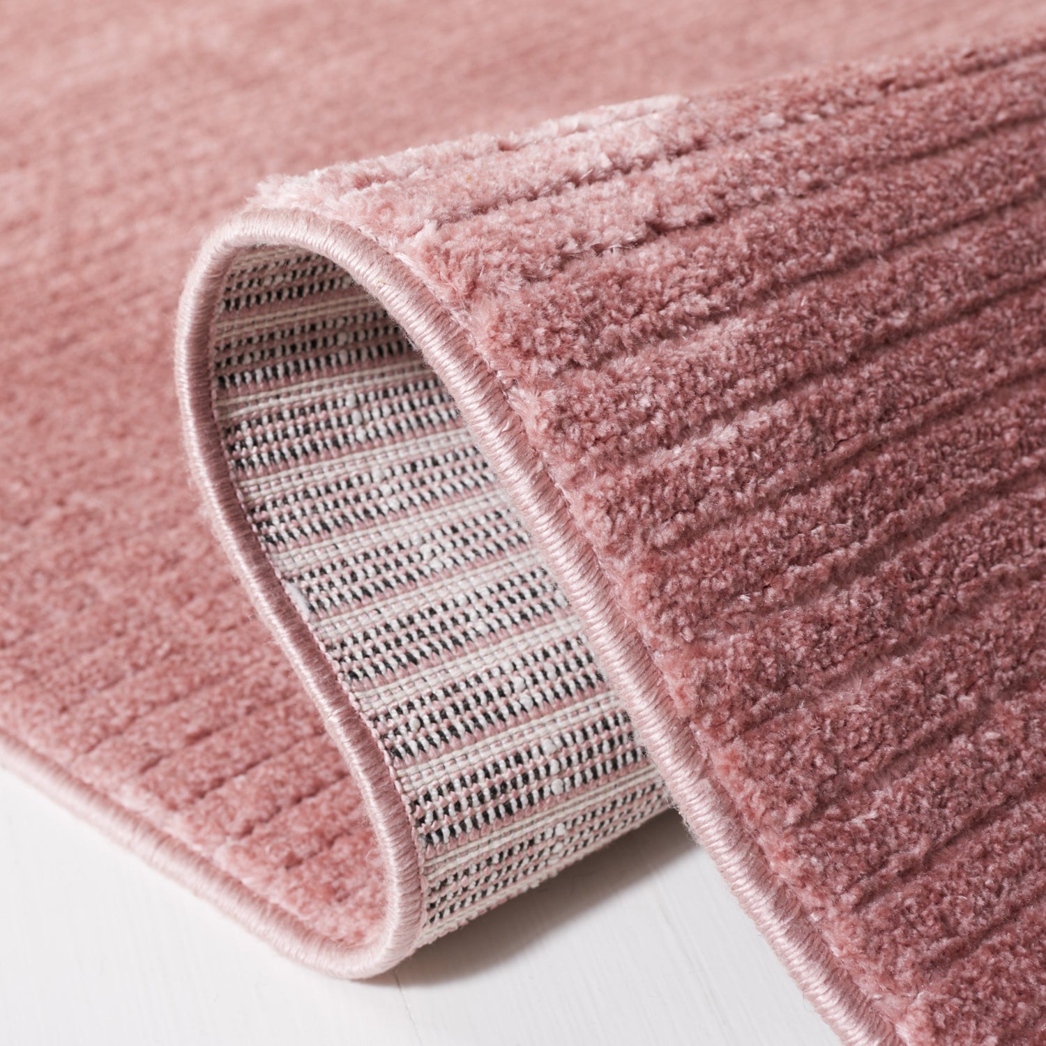 Safavieh Vision Vsn102U Pink Rug.