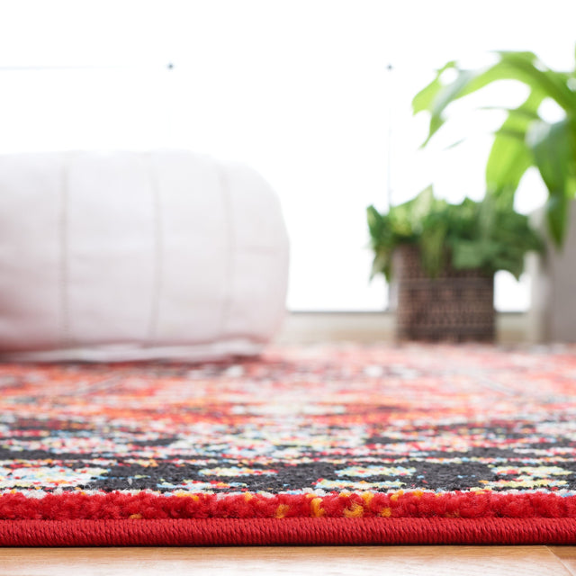 Safavieh Vintage Hamadan Vth230P Red/Black Rug.