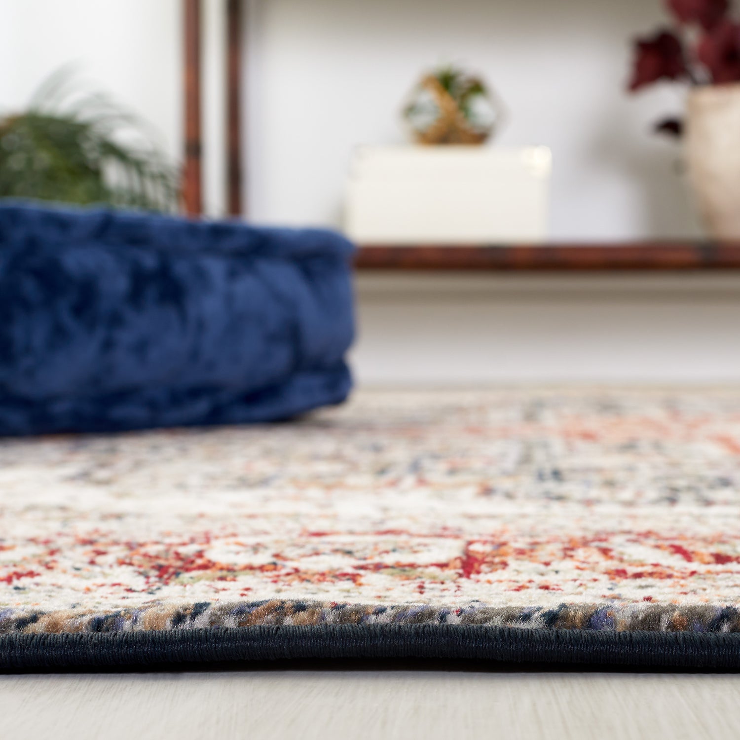 Safavieh Vintage Persian Vtp611N Navy/Red Rug.