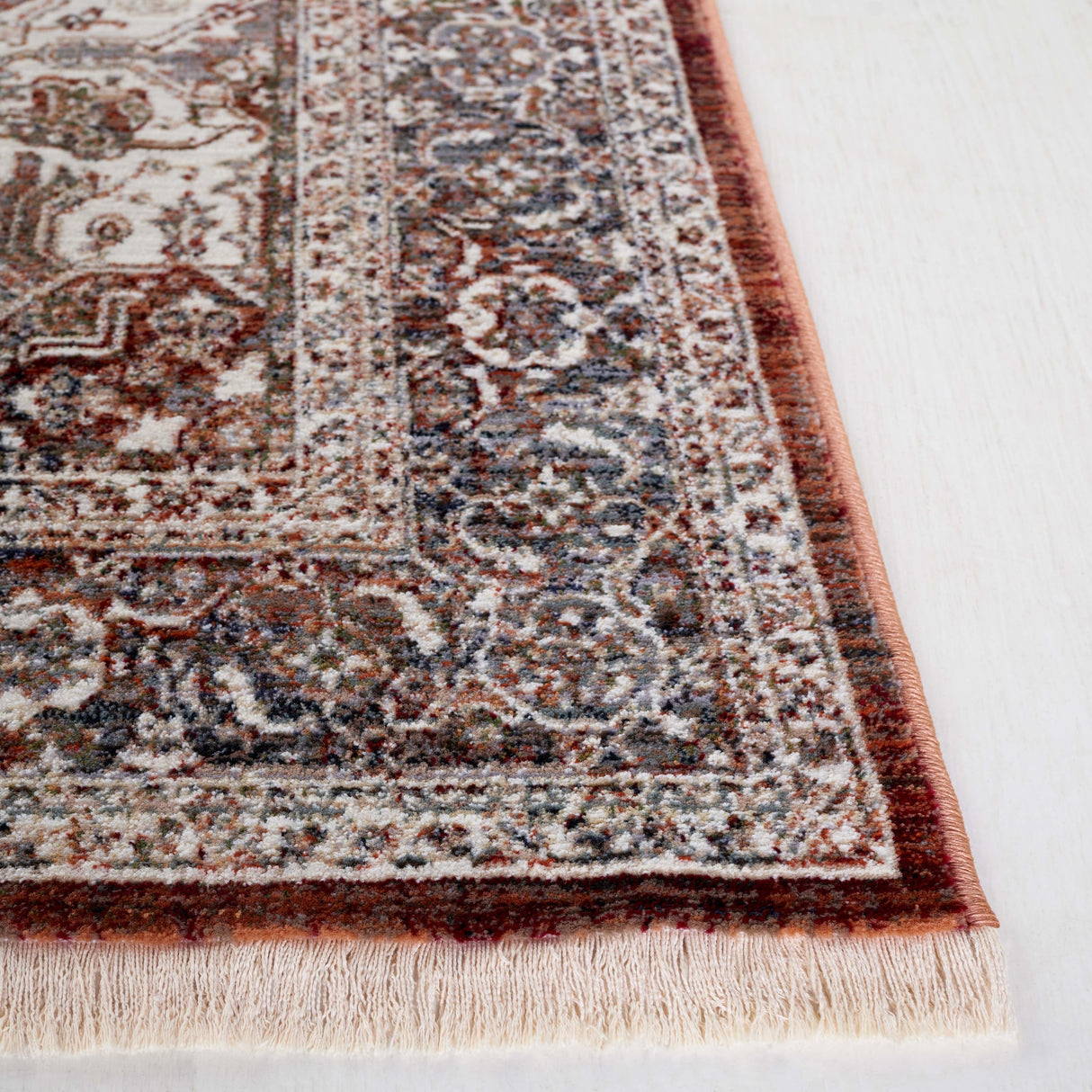 Safavieh Vintage Persian Vtp611Q Red/Ivory Rug.