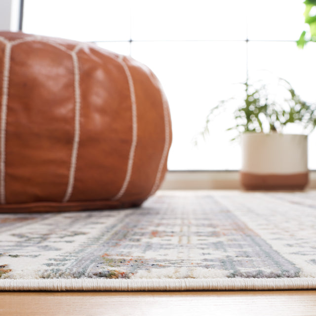 Safavieh Vintage Persian Vtp660A Ivory/Rust Rug.