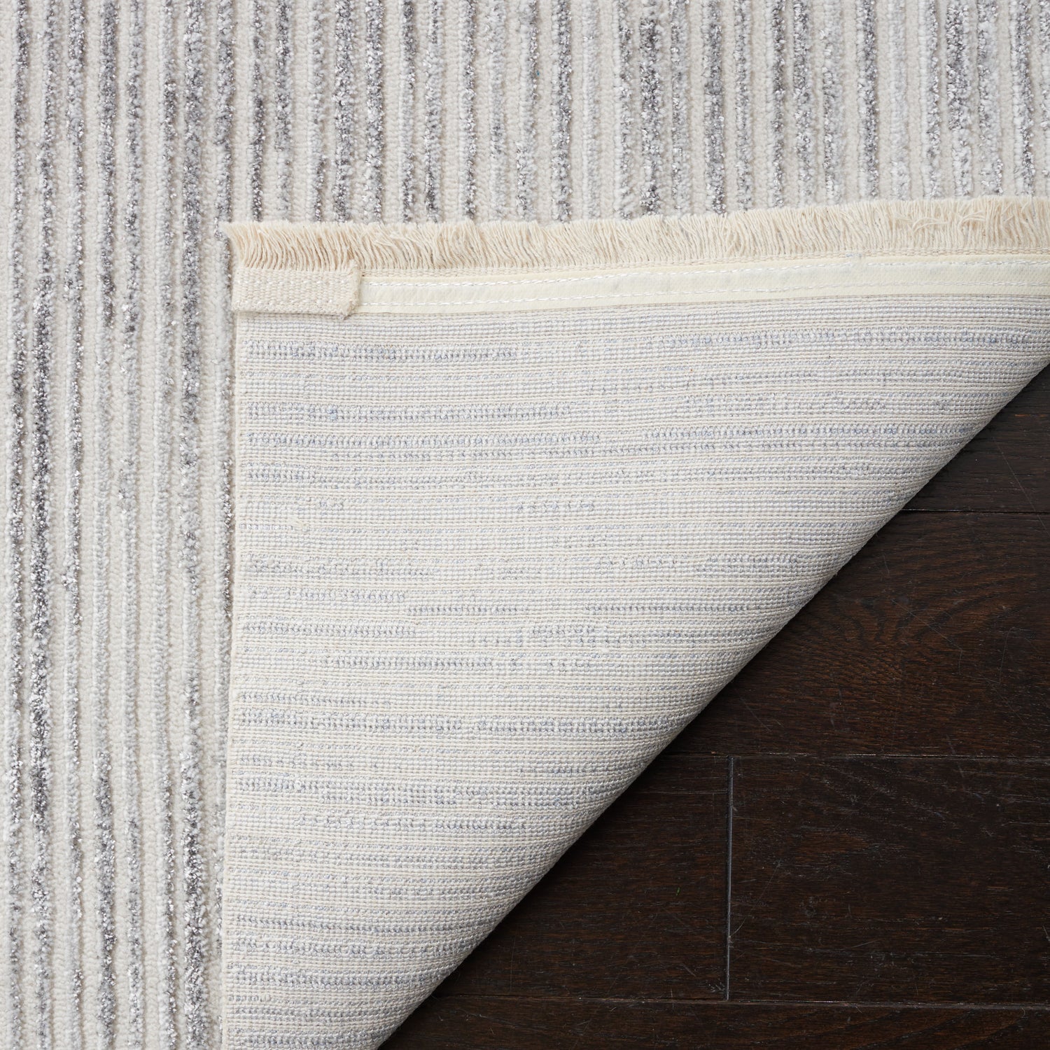 Safavieh Whisper Whs565F Light Grey/Ivory Rug.