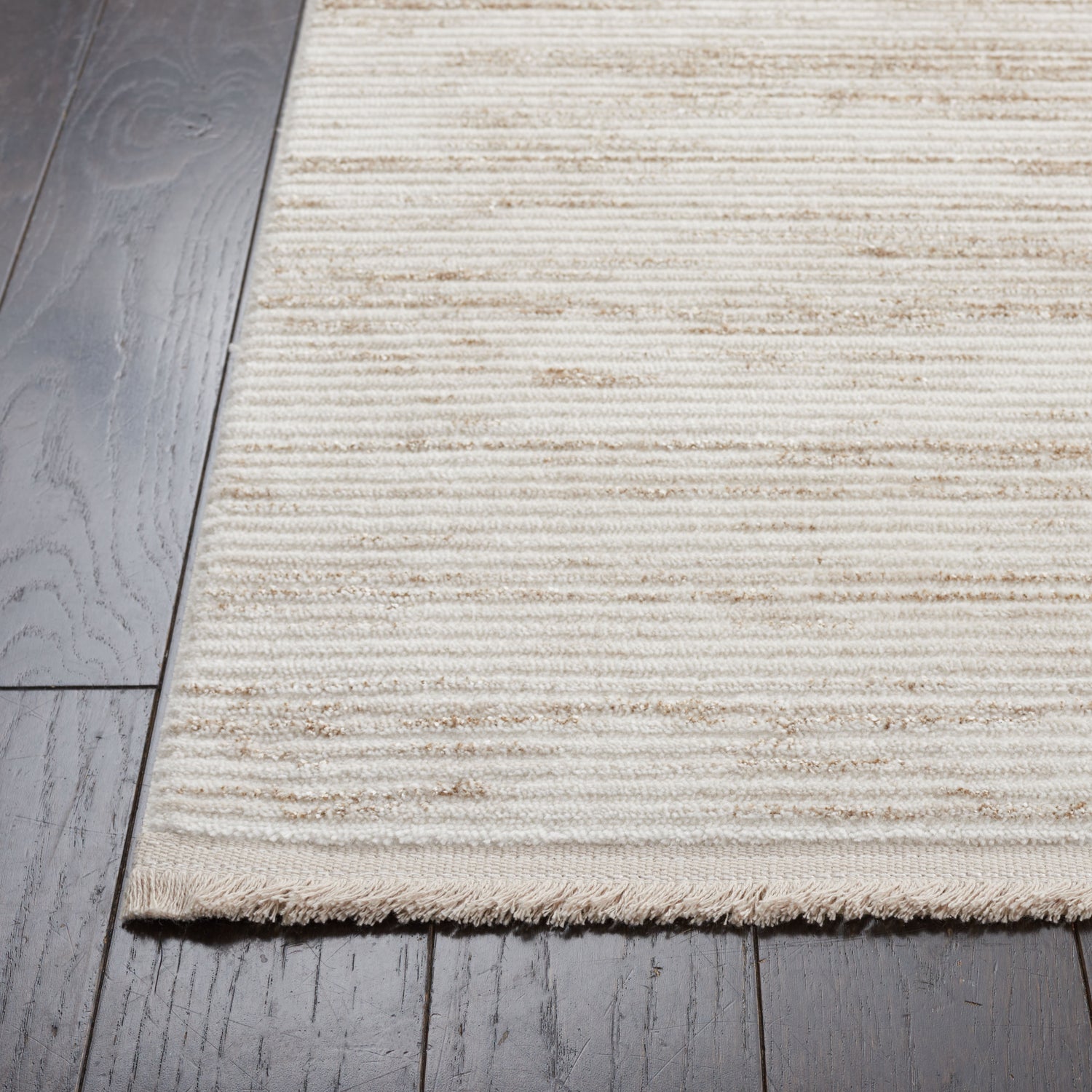 Safavieh Whisper Whs584A Ivory/Beige Rug.