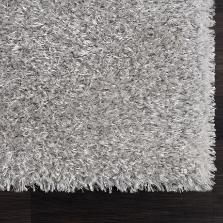 United Weavers Aubrey Rose Silver (3100-61071) Rug.