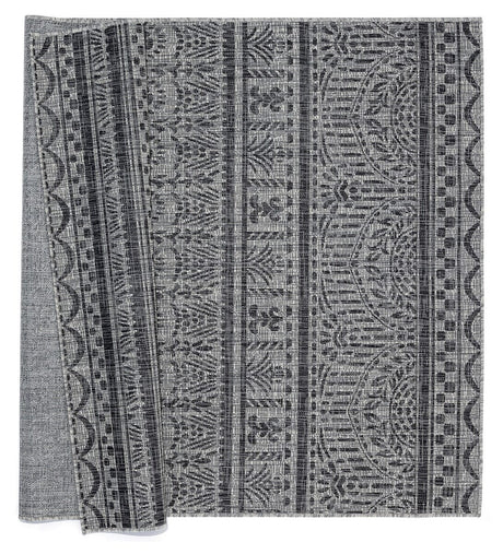 United Weavers Augusta Diani Black (3900-10170) Rugs.