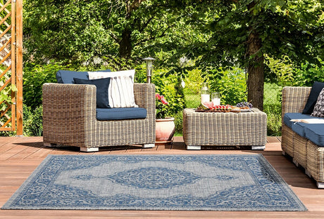 United Weavers Augusta Sant Andrea Blue (3900-10260) Rugs.