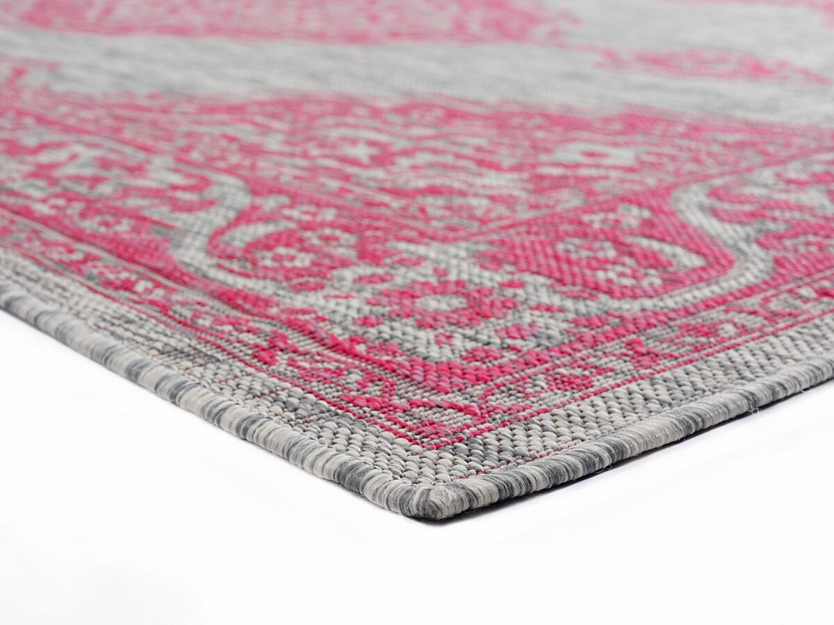 United Weavers Augusta Sant Andrea Pink (3900-10286) Rugs.