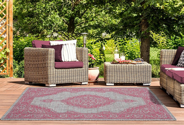 United Weavers Augusta Sant Andrea Pink (3900-10286) Rugs.