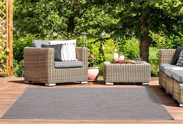 United Weavers Augusta Dominical Brown (3900-10550) Rugs.