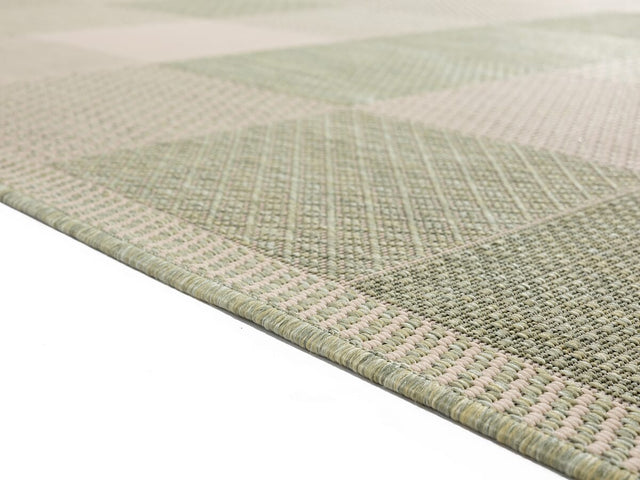 United Weavers Augusta Grand Anse Green (3900-10745) Rugs.