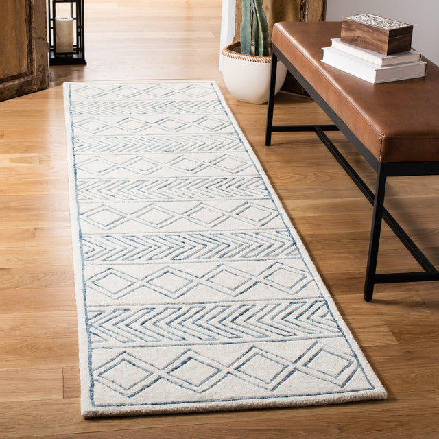 Safavieh Glamour Glm633A Ivory/Blue Rugs.