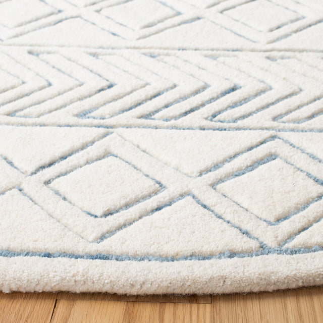 Safavieh Glamour Glm633A Ivory/Blue Rugs.