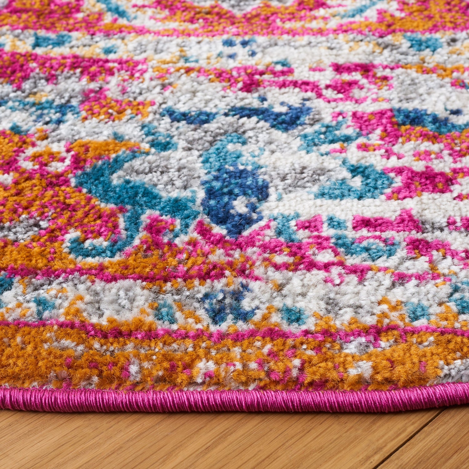Safavieh Madison Mad154R Fuchsia/Gold Rug.