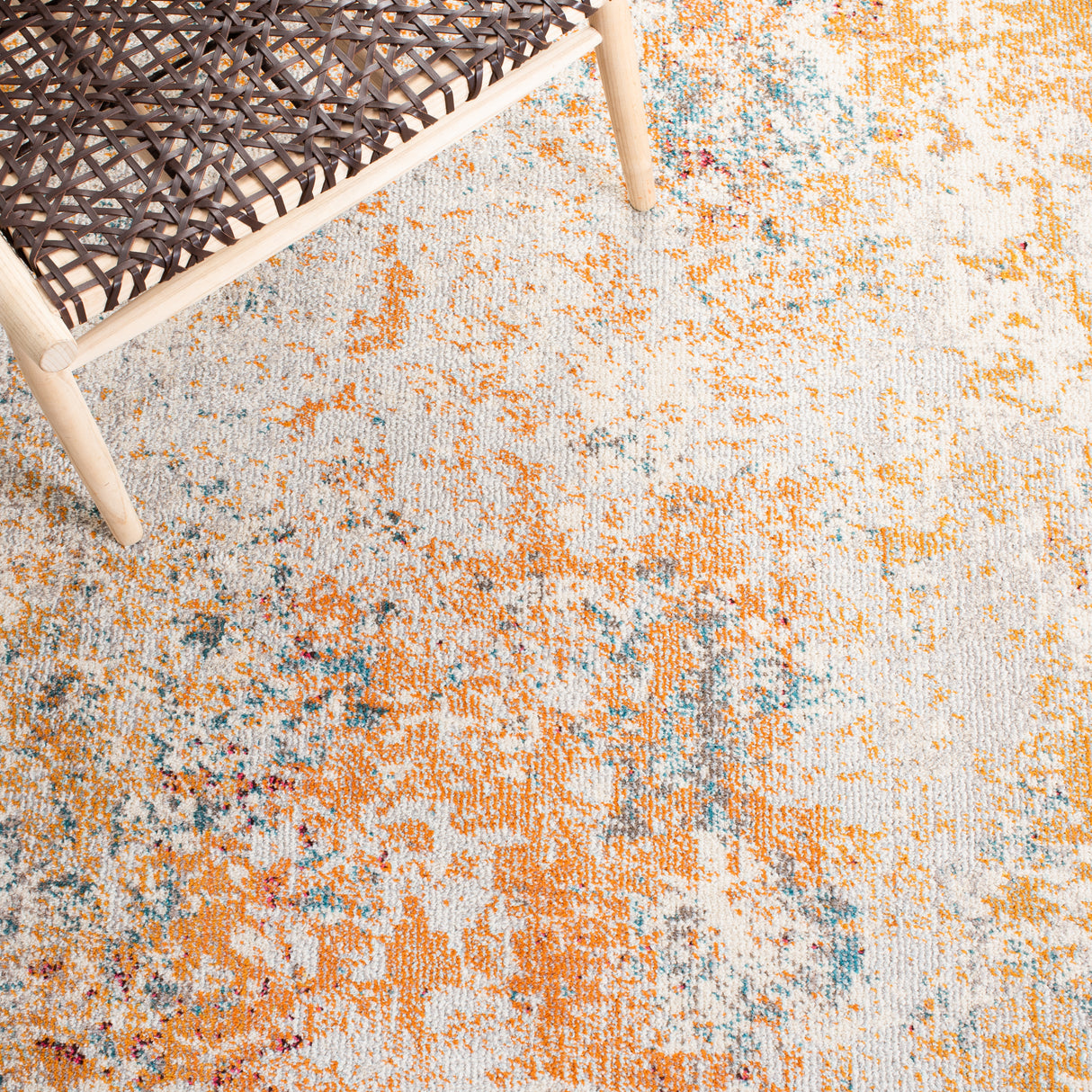 Safavieh Madison Mad453B Ivory/Orange Rug.