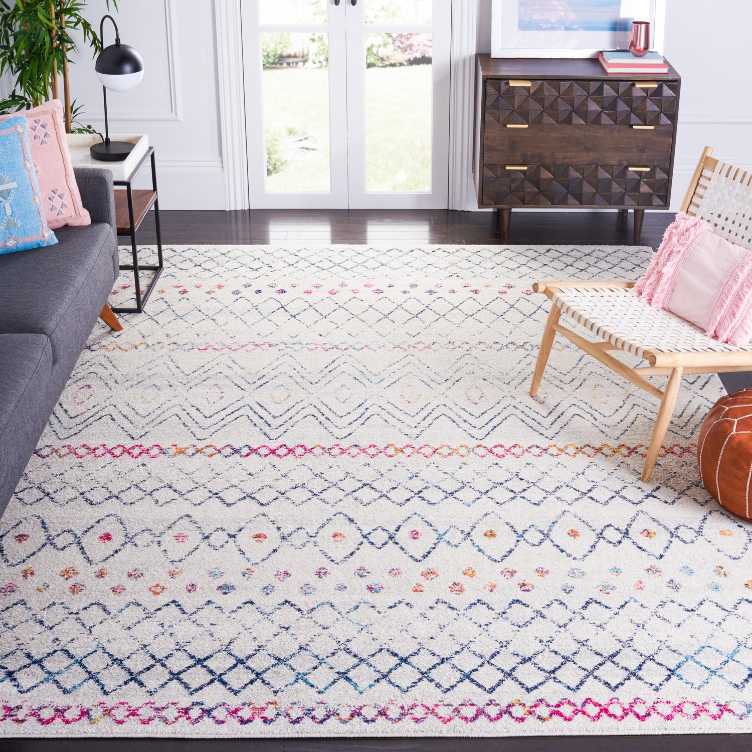 Safavieh Madison Mad798B Ivory/Dark Blue Rug.