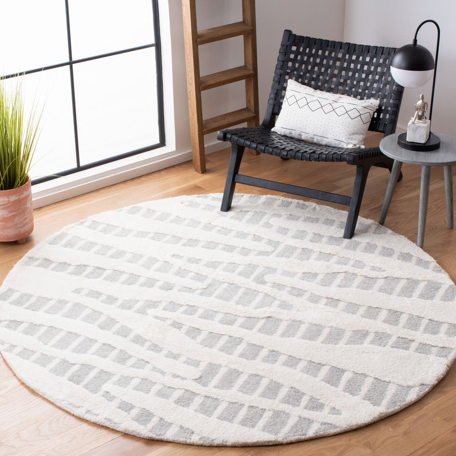 Safavieh Manhattan Man159F Grey/Ivory Rugs.
