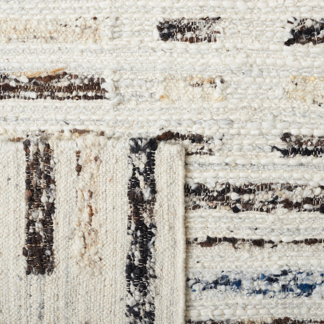 Safavieh Manhattan Man350A Ivory/Dark Brown Rug.