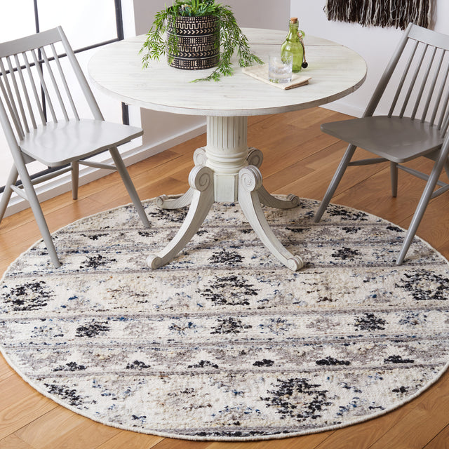 Safavieh Manhattan Man353A Ivory/Black Rug.