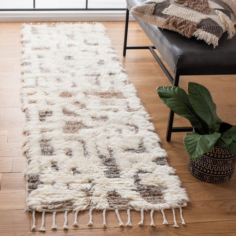 Safavieh Manhattan Man458F Ivory/Grey Rugs.