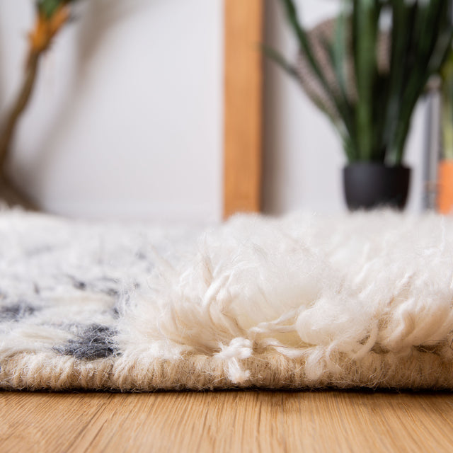 Safavieh Manhattan Man467F Ivory/Grey Rugs.