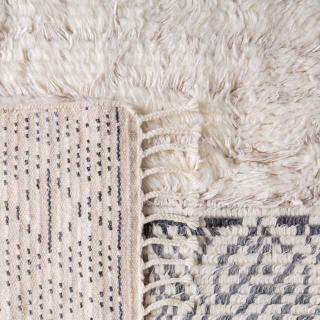 Safavieh Manhattan Man467F Ivory/Grey Rugs.