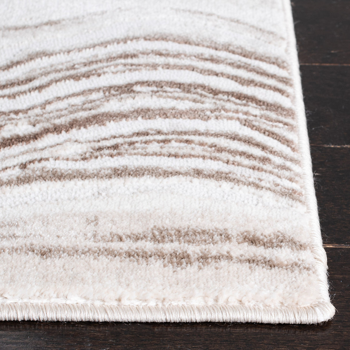 Safavieh Meadow Mdw564B Beige/Brown Rug.