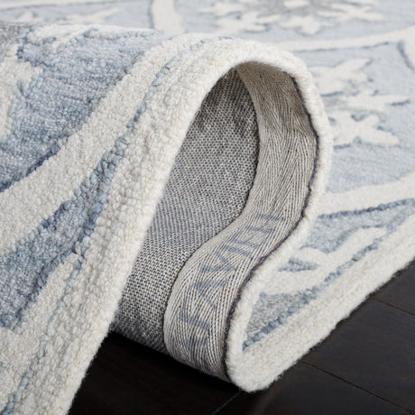 Safavieh Metro Met102M Grey/Ivory Rugs.