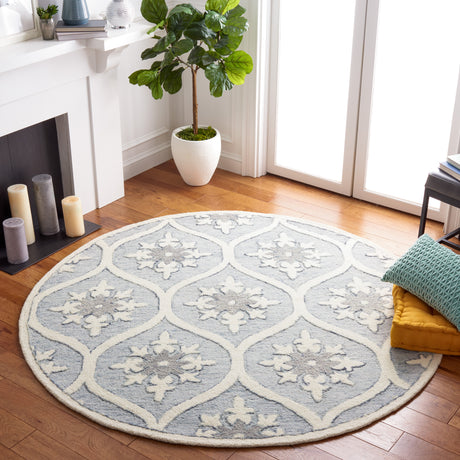 Safavieh Metro Met102M Grey/Ivory Rugs.