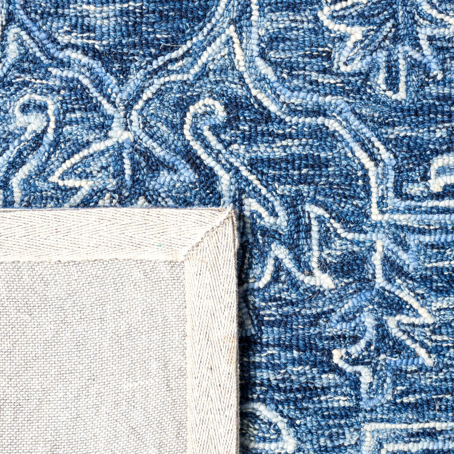 Safavieh Metro Met115M Blue Rugs.