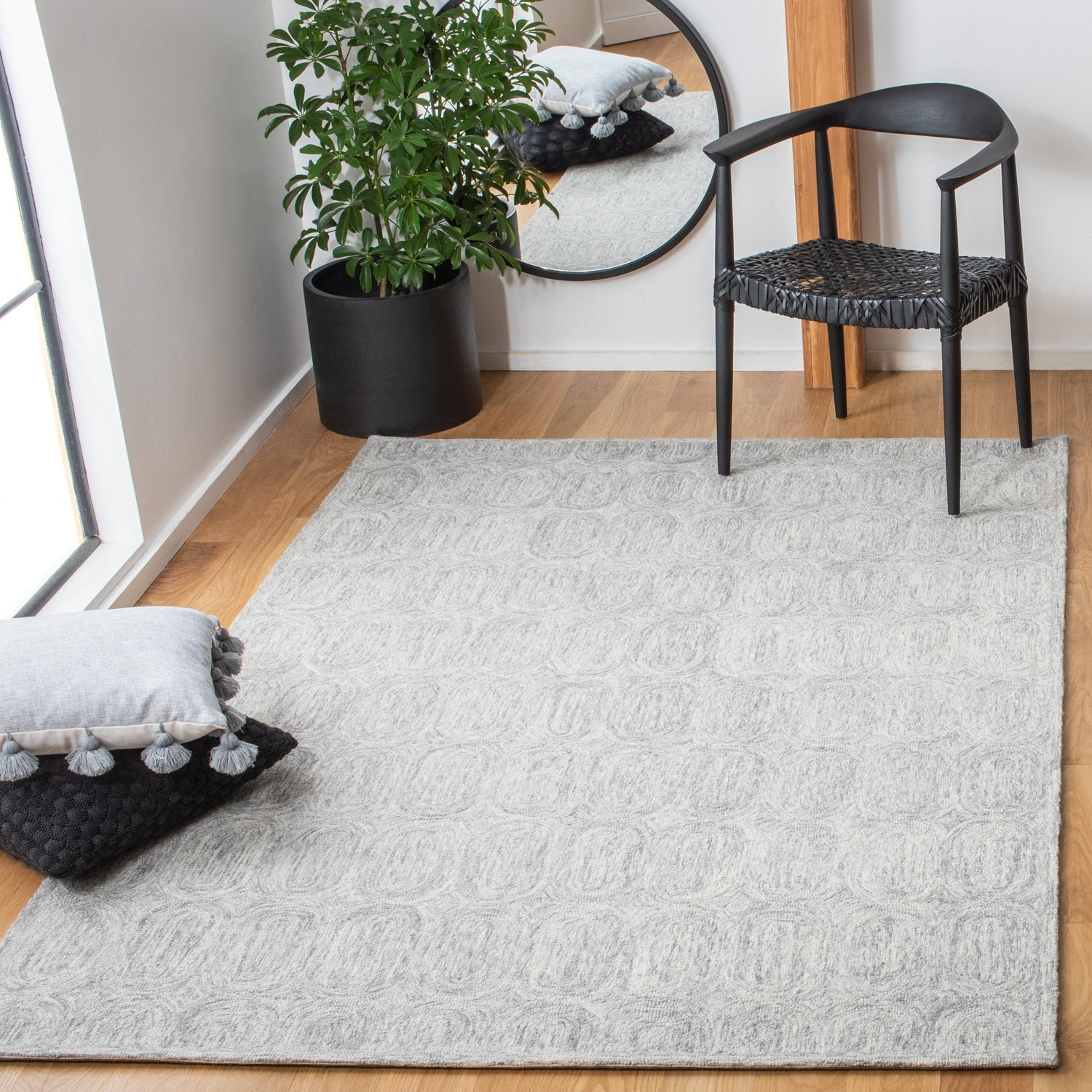 Safavieh Metro Met124F Grey Rugs.