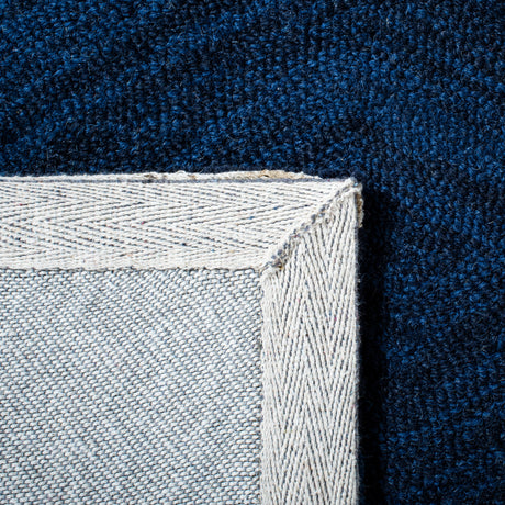 Safavieh Metro Met125M Blue Rugs.