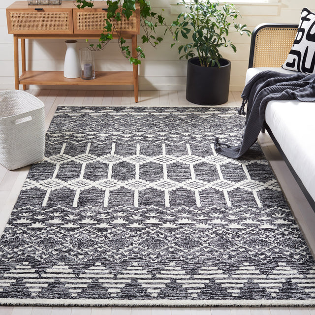 Safavieh Metro Met253Z Black/Ivory Rug.