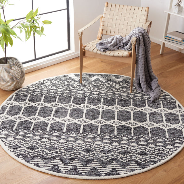 Safavieh Metro Met253Z Black/Ivory Rug.