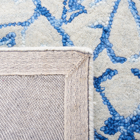 Safavieh Metro Met255M Blue/Beige Rugs.