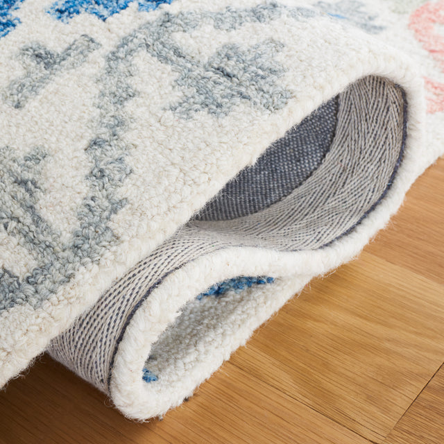 Safavieh Metro Met355M Ivory/Blue Rug.