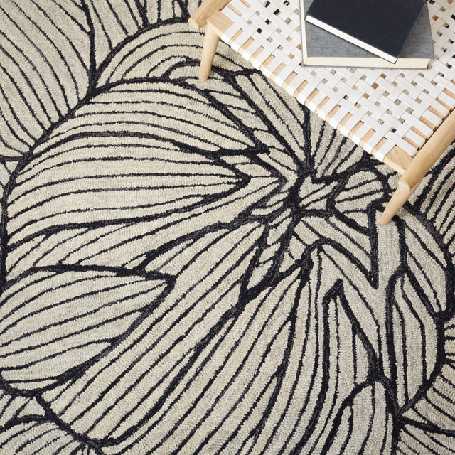 Safavieh Metro Met451Z Black/Ivory Rug.