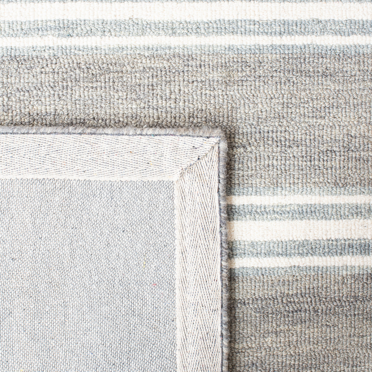 Safavieh Metro Met601F Grey/Ivory Rugs.