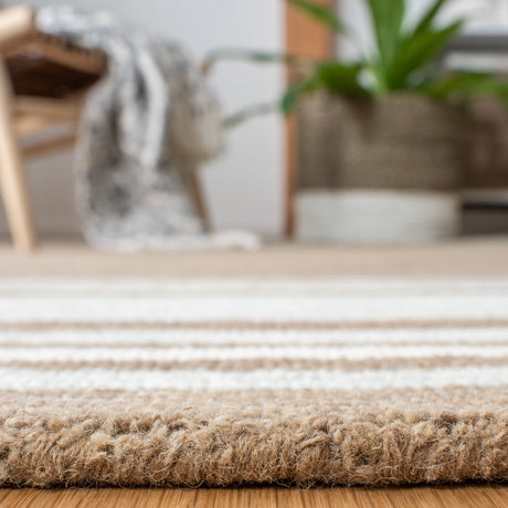 Safavieh Metro Met602T Brown/Ivory Rugs.
