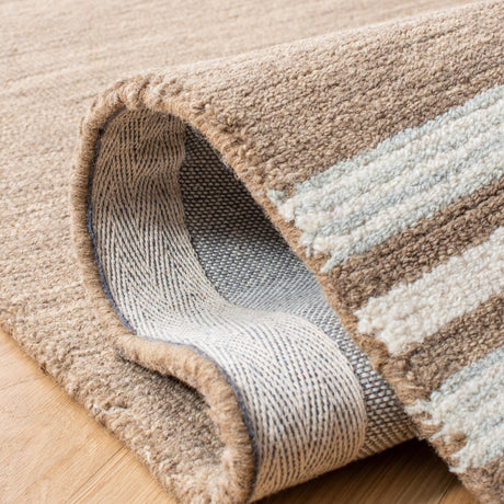 Safavieh Metro Met602T Brown/Ivory Rugs.