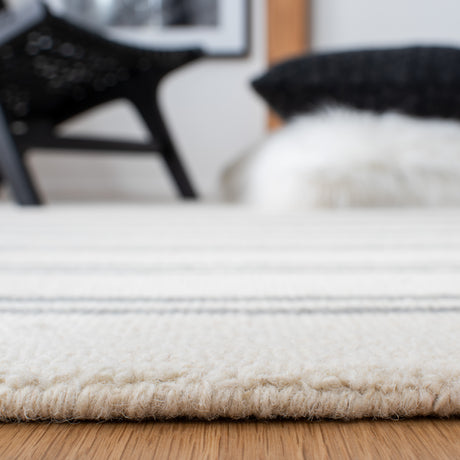 Safavieh Metro Met604A Ivory/Grey Rugs.