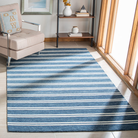 Safavieh Metro Met604M Blue/Ivory Rugs.