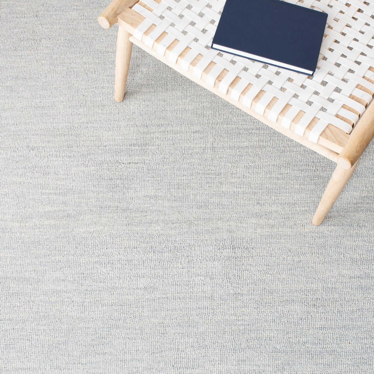 Safavieh Metro Met606F Grey/Ivory Rugs.