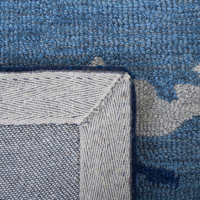 Safavieh Metro Met650M Blue/Ivory Rug.