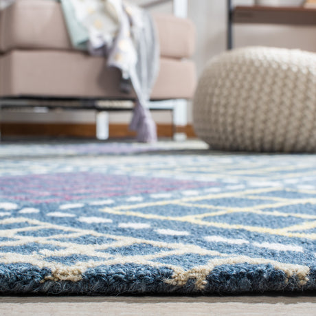 Safavieh Metro Met703M Blue/Yellow Rugs.