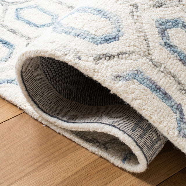 Safavieh Metro Met704A Ivory/Blue Rug.