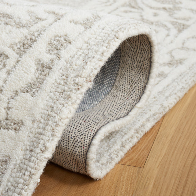 Safavieh Metro Met706F Ivory/Grey Rug.